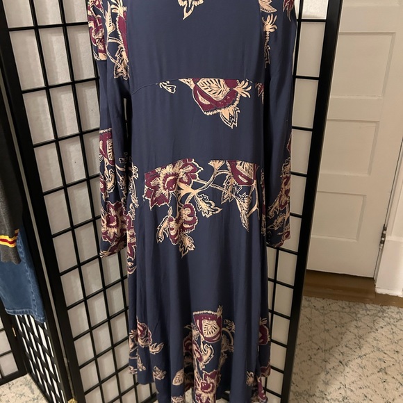 Free People Boho Midi Maxi Hi Low Floral Shirt Dress Size Medium - Picture 2 of 7